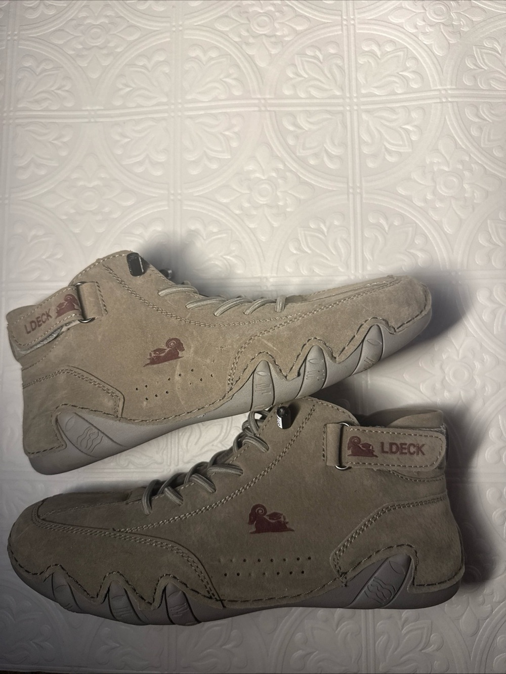 LDECK Women's Suede comfort Sneakers in Taupe